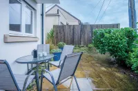 The Beachhouse - 2 Bed Townhouse - Saundersfoot Hotels near Saundersfoot Beach