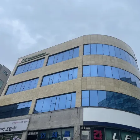 Incheon (Unseo-Dong) DK Airport Hotel