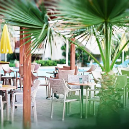 Ilian Beach & Apartments