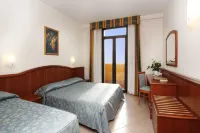 Garda Family House Hotels in Brenzone sul Garda