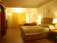 كلاسيك ذا مول ناينيتال