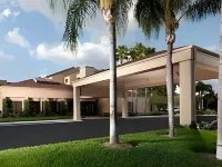 Courtyard Tampa Westshore/Airport Hotels near Cigar City Brewing