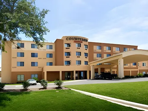 Courtyard by Marriott San Antonio Lackland