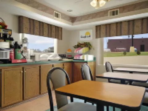 Days Inn by Wyndham Greenville Hotels in Greenville