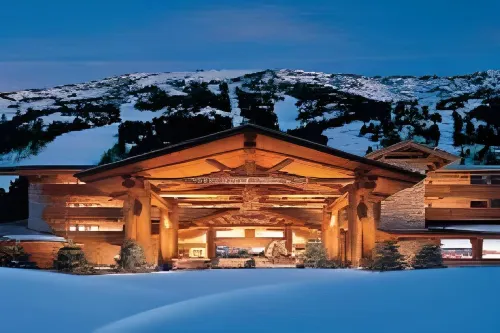 Faraway Jackson Hole - Bintang 4