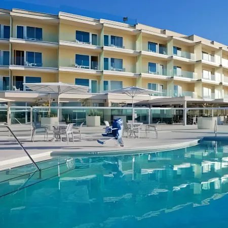Pier South Resort, Autograph Collection