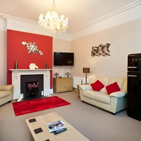 Ashmira Guest House
