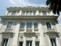 هوتل فلورا فنادق في جروتافيراتا