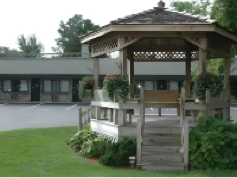 Viking Arms Inn - Ludington