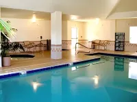 ريزيدنس إن باي ماريوت بوا وست - مسبح