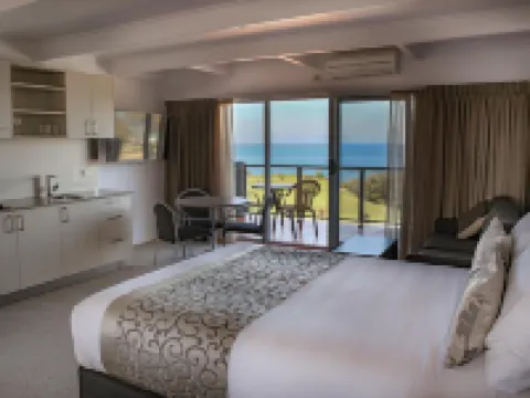 Amooran Oceanside Apartments & Motel Hotels in Narooma