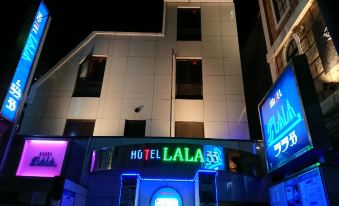 Hotel Lala33