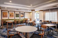 Fairfield Inn & Suites Saratoga Malta Hotels in Malta