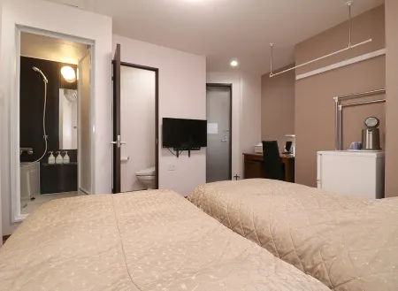 Business Inn Grandeur Fuchu Отели рядом с достопримечательностью «Токиоский университет иностранных исследований»