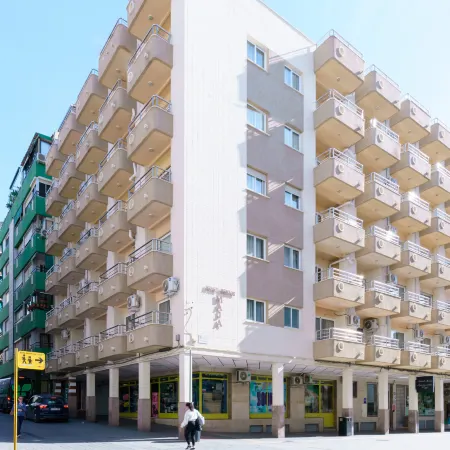 Apartamentos Maja