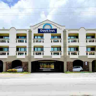Ramada by Wyndham Sibiu Hotel Exterior