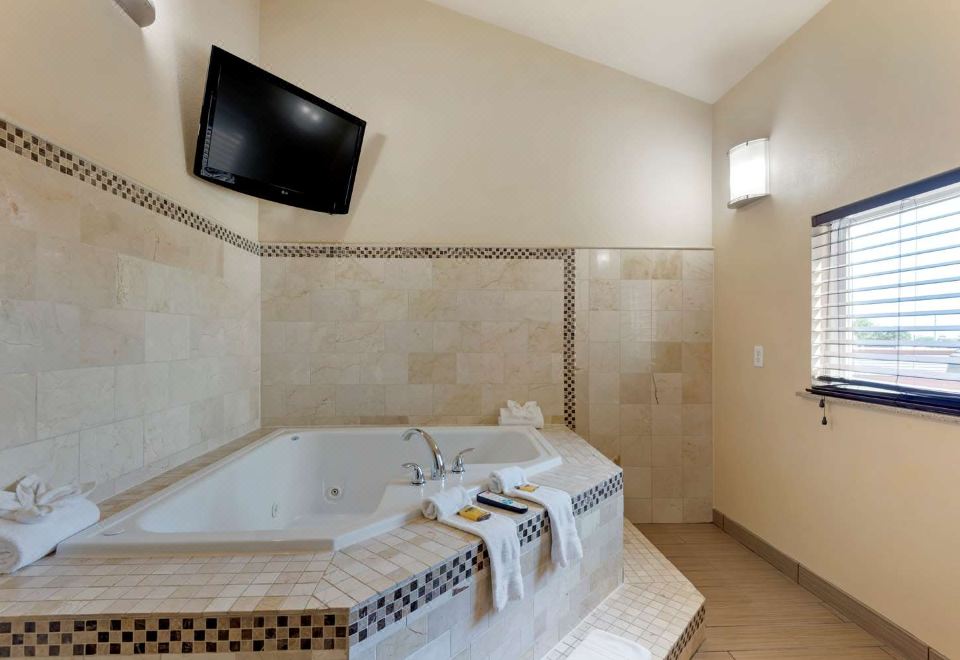 Best Western Plus Arlington North Hotel and Suites Over view