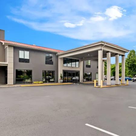 Red Lion Hotel Portland Airport