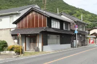 Womb Sea View House