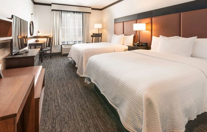 The Craftsman Inn & Suites