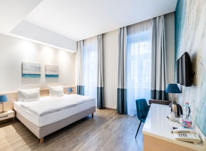 Atrium Fashion Hotel