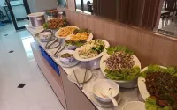 Siri Hotel Lumphun - breakfast