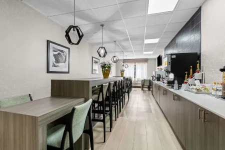 Clarion Pointe Franklin - Nashville Area