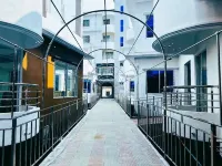 Amir Hamza Mia Palace Hotels near Kakra dip