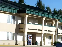 Walking Eagle Inn & Lodge Hotel di Rocky Mountain House