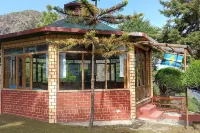 The Mountain Huts Hotels near Kempty Falls