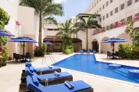 Four Points by Sheraton Dar es Salaam New Africa - Pools