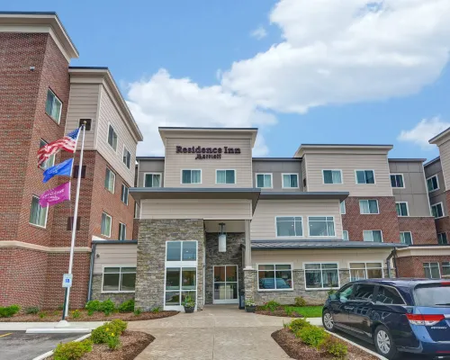 Residence Inn Milwaukee North/Glendale Hotels in Glendale