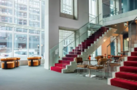 Cenica Porto Hotel, Curio Collection by Hilton