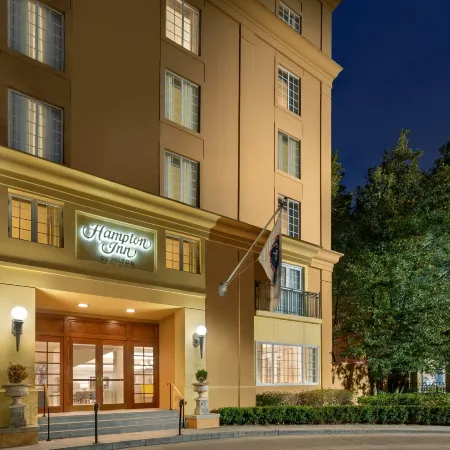 Hampton Inn New Orleans-St. Charles Ave./Garden District