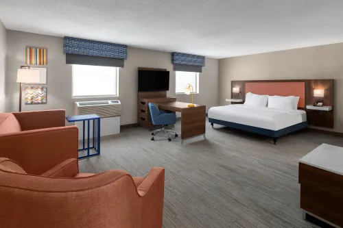 Hampton Inn & Suites Saginaw - parking
