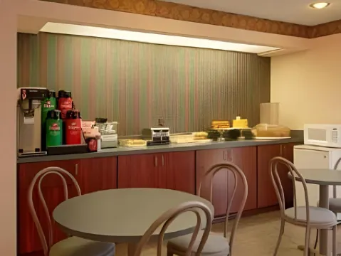 Days Inn by Wyndham Picayune