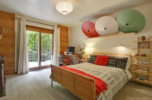 雷艾温紅杉海灘德里梅里酒店