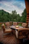 Scenic Luxury on 12 Private Acres at the Grand & Beautiful Natapoc Lodge