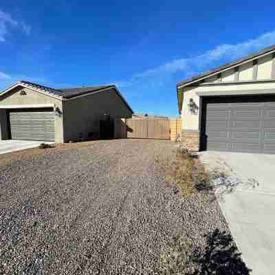 River Close, Newer Home! Great Neighborhood Minutes from Laughlin! Close to All! Hotel Exterior
