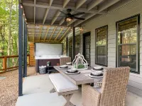 NEW UPSCALE RIVERFRONT RETREAT > Game Room-CoveredHotTub-Fiber-Private-Resort Hotels in Gilmer County