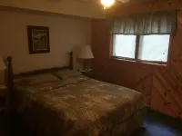 萊克城北林地區中心美麗四臥室家庭旅館 - 陽台