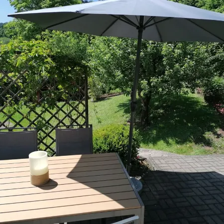 Ferienhaus im Grünen-idyllischen Lage