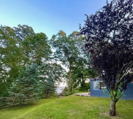 Chic, Private Cabin with Stunning Hudson River Views