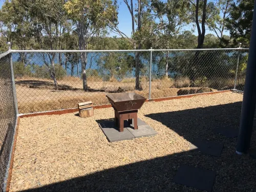 WaterviewCottage River Front Accommodation<Br>1086 Coast Road Baffle Creek