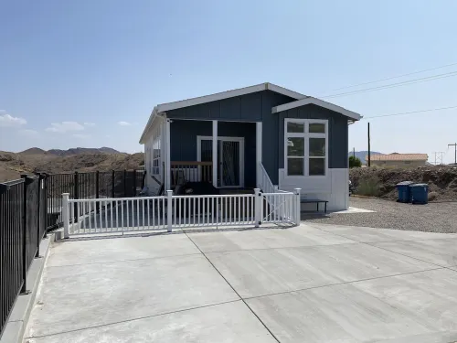 —BRAND NEW HOME--BEAUTIFUL RIVER VIEWS, LOTS OF PARKING