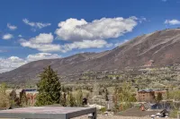 4 bedrooms 6 beds Fasching Haus Chalet 아스펜 호텔