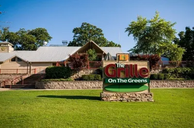 Walk in condo with golf course view.