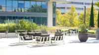 Spacious Luxury High-rise 2bd 2ba w/pool spa & gym