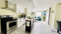 Cheerfull 2 bedroom Basement Apartment