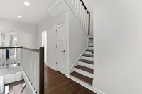 Townhome in Indianapolis - 7 minutes from downtown Indy - Bungalows